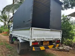 Toyota Dyna 1992 Lorry (Used)