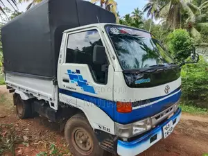 Toyota Dyna 1992 Lorry (Used)