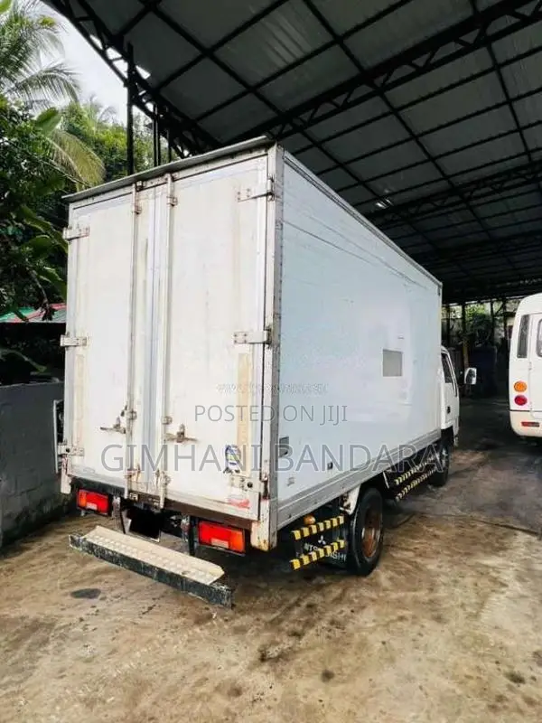 Mitsubishi Canter 1986 Lorry (Used)