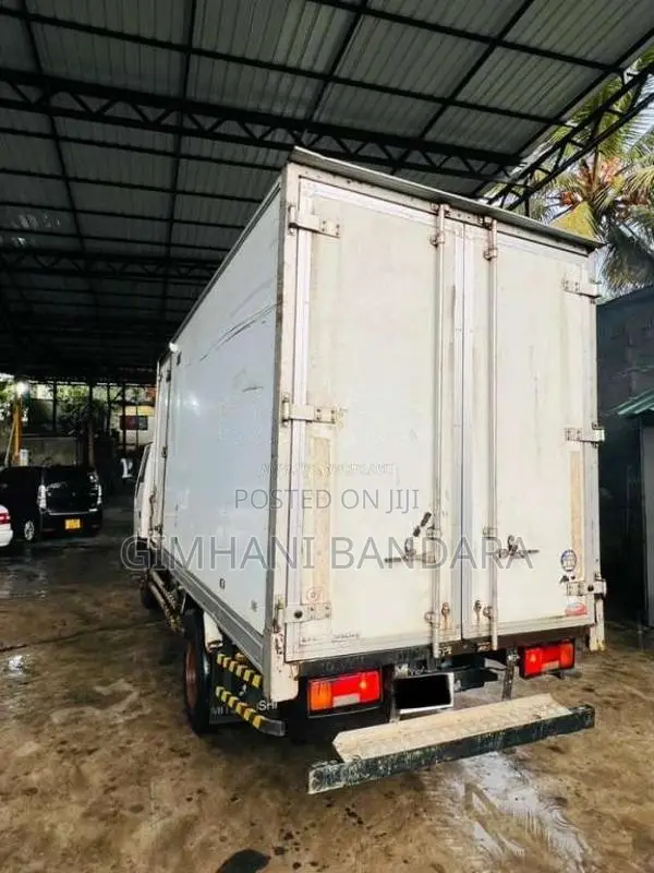 Mitsubishi Canter 1986 Lorry (Used)
