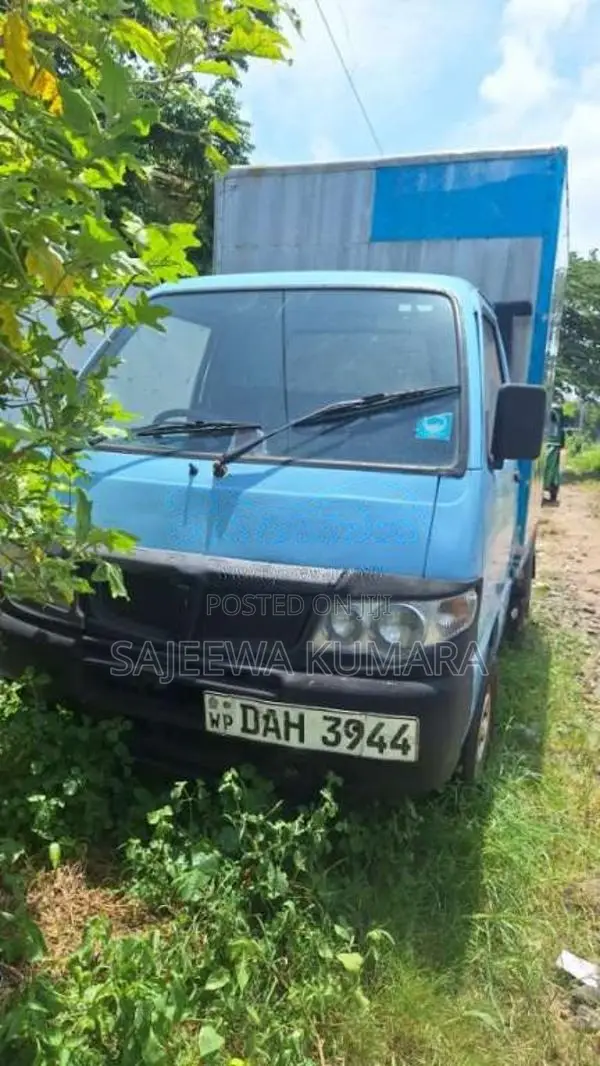 Piaggio Porter 2017 Lorry (Used)