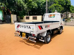 Toyota Dyna 2010 Lorry (Used)