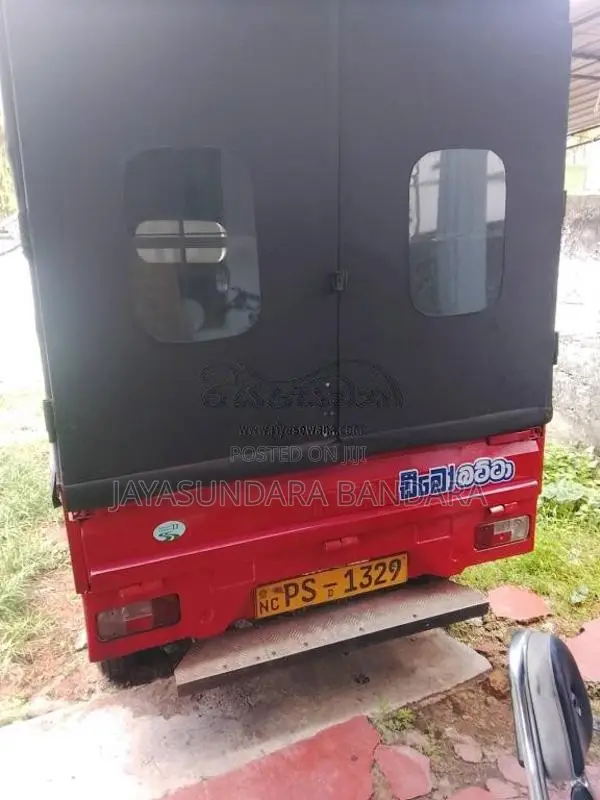 Tata Dimo Batta 2011 Lorry (Used)