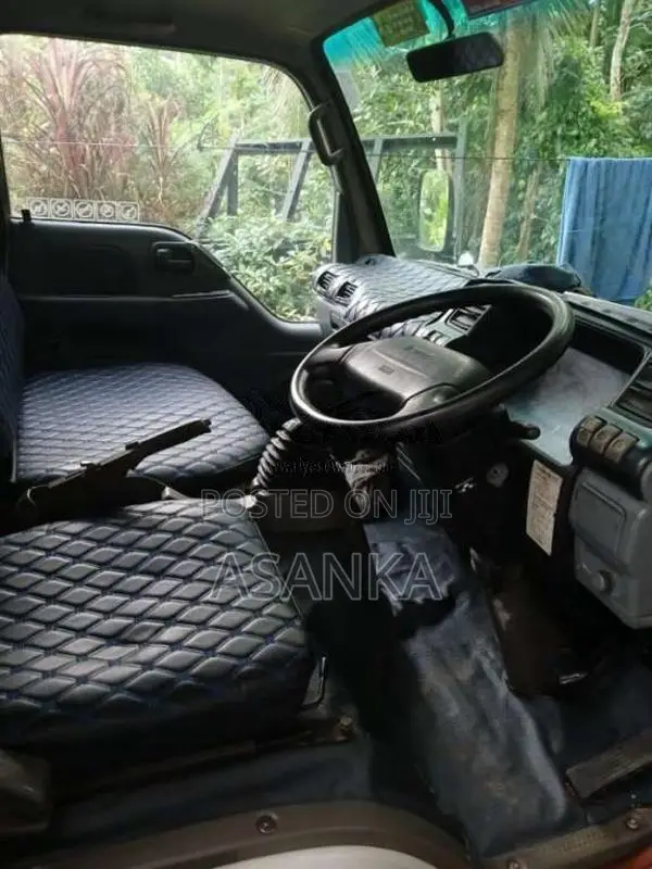 Isuzu Nhr 1996 Lorry (Used)
