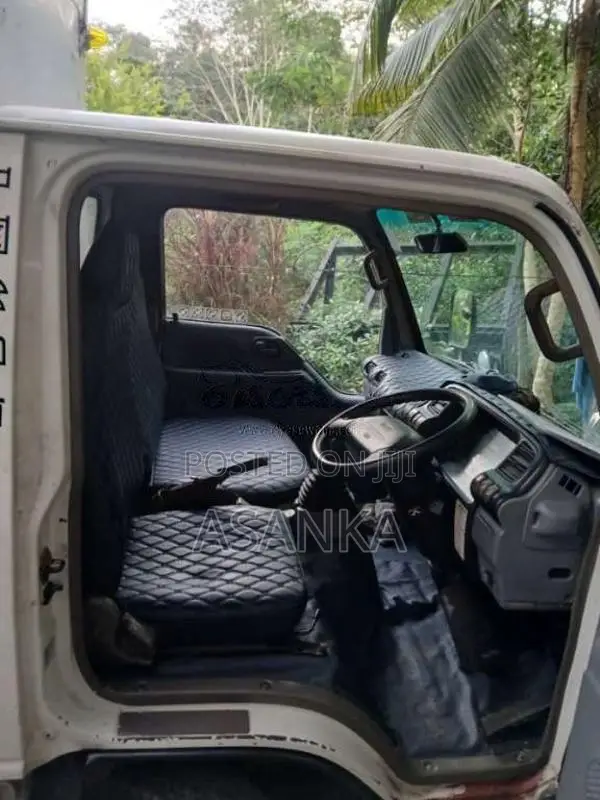 Isuzu Nhr 1996 Lorry (Used)