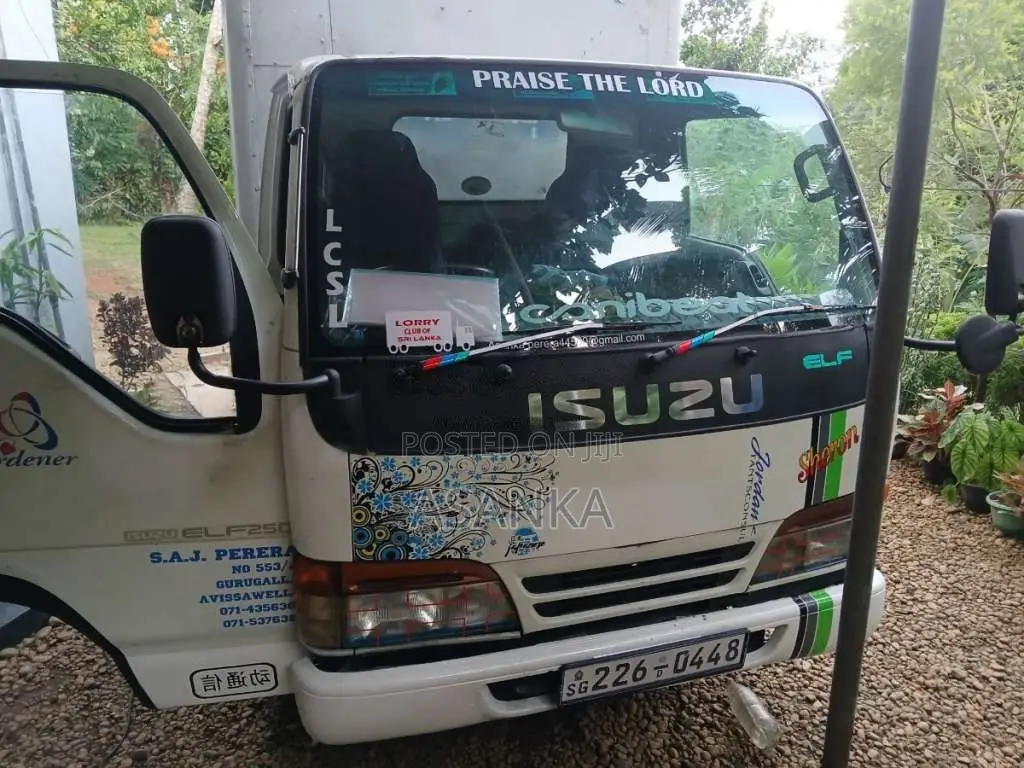 Isuzu Nhr 1996 Lorry (Used)