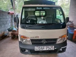 Tata Dimo Batta 2017 Lorry (Used)