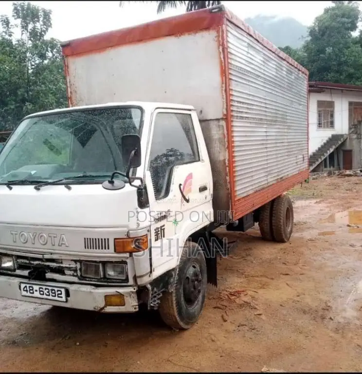 Toyota Dyna 1991 Lorry (Used)