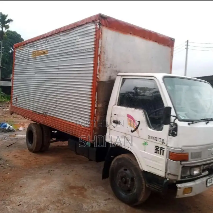 Toyota Dyna 1991 Lorry (Used)
