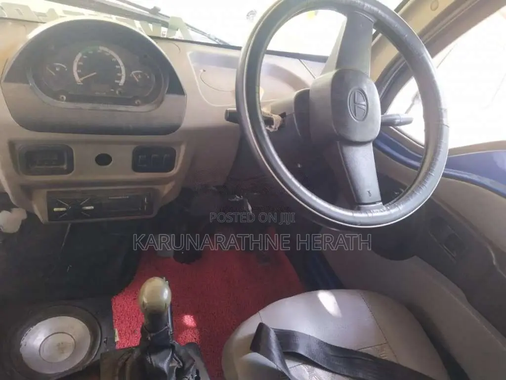 Tata Dimo Batta 2014 Lorry (Used)