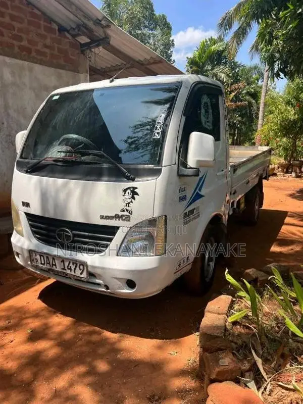Tata Dimo Lokka 2015 Lorry (Used)