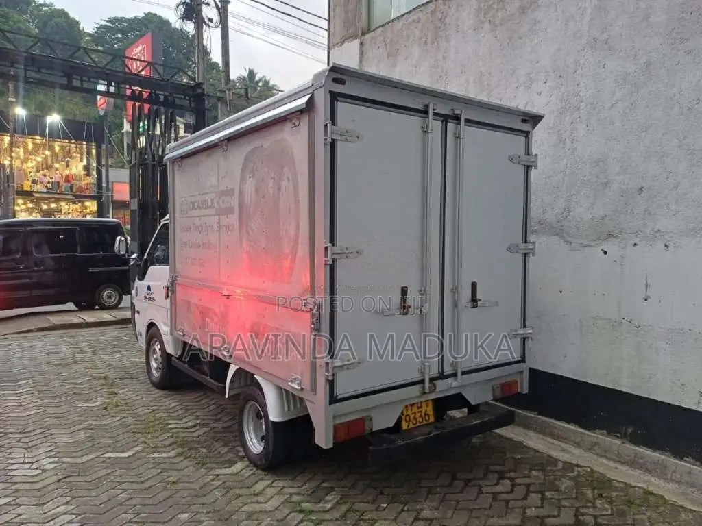 Mazda Bongo 2010 Lorry (Used)