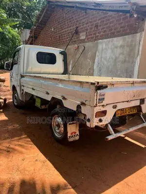 Tata Dimo Lokka 2015 Lorry (Used)