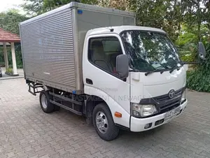 Toyota Dyna 2006 Lorry (Used)