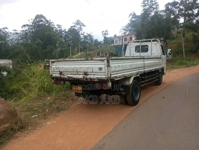 Isuzu 4be1 1987 Lorry (Used)