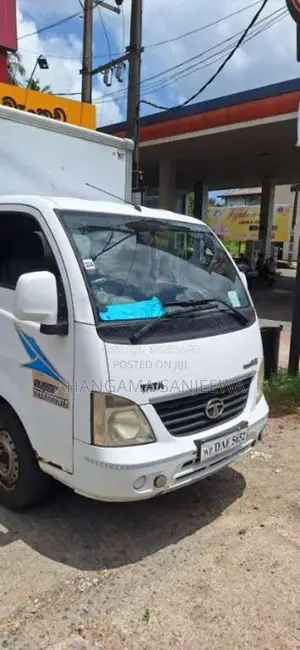 Tata Dimo Lokka 2016 Lorry (Used)