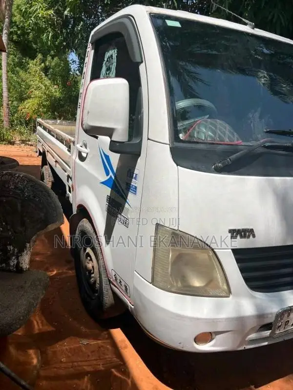 Tata Dimo Lokka 2015 Lorry (Used)