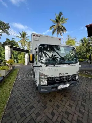 Isuzu Full Body 14.5 2016 Lorry (Used)