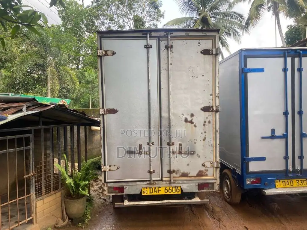 Tata Dimo Batta 2017 Lorry (Used)