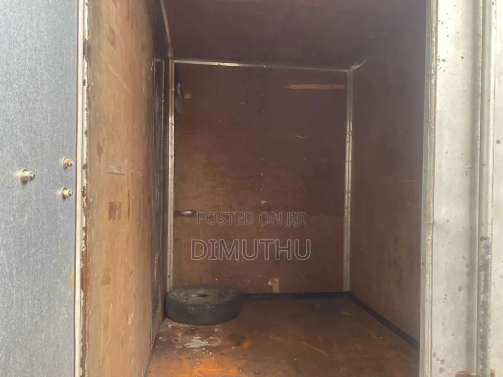 Tata Dimo Batta 2017 Lorry (Used)