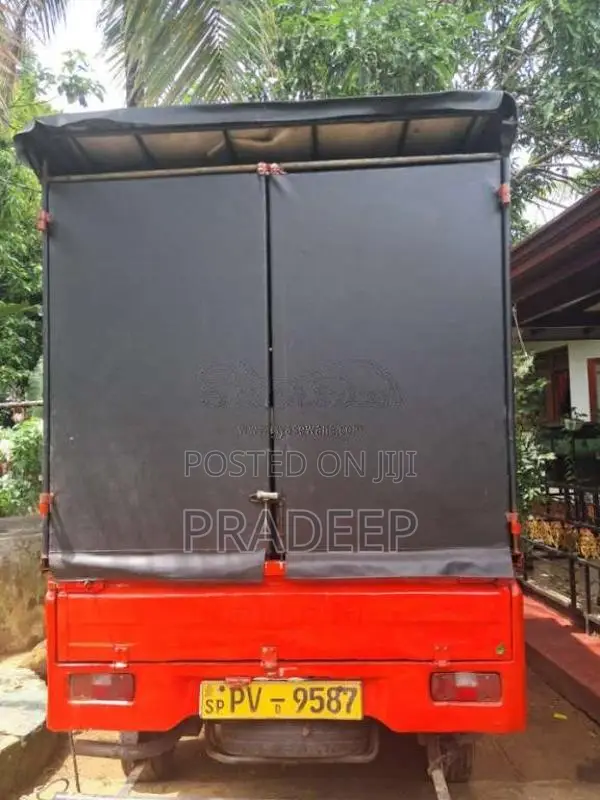 Mahindra Maxximo 2013 Lorry (Used)
