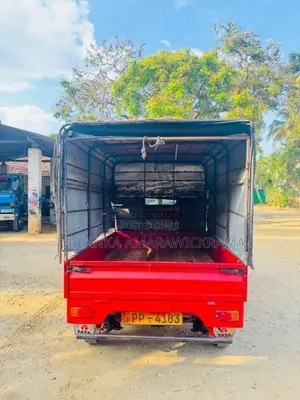 Tata Dimo Batta 2010 Lorry (Used)