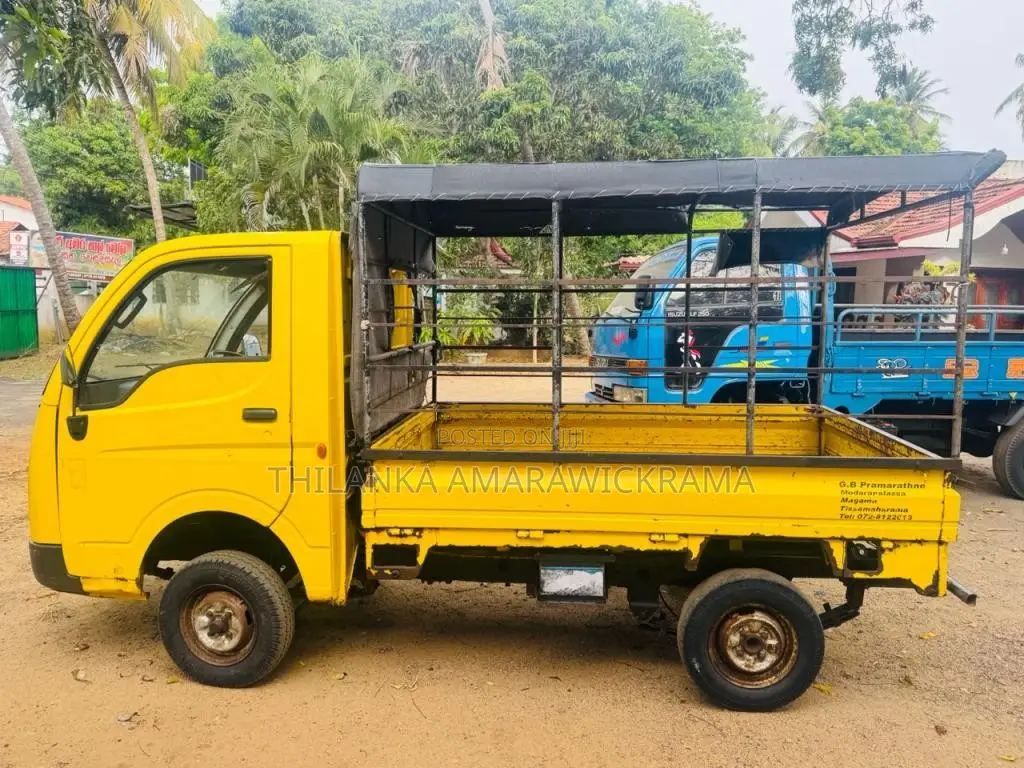 Tata Dimo Batta 2011 Lorry (Used)