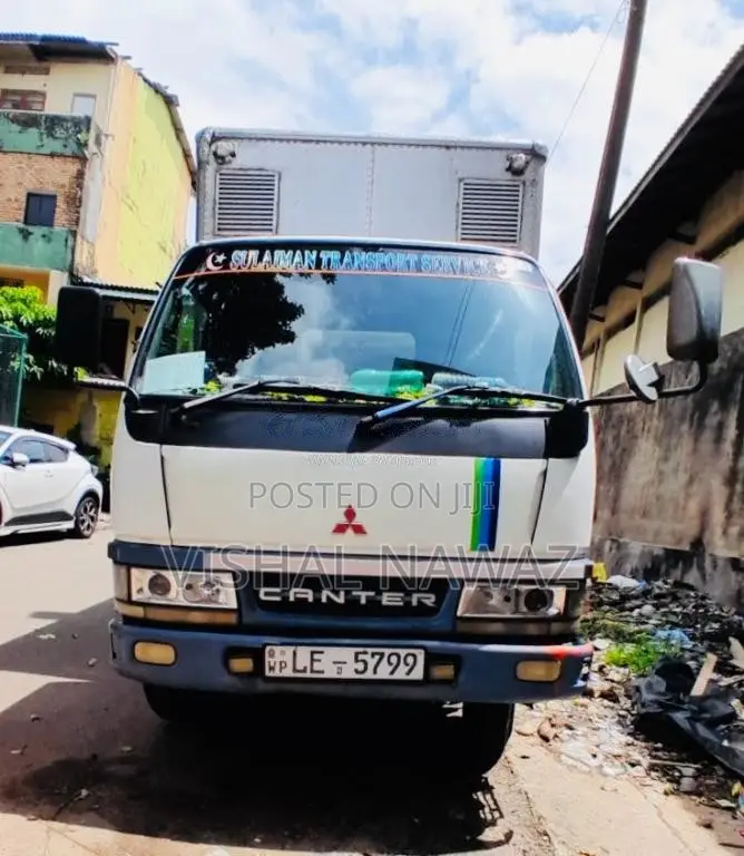 Mitsubishi Canter 2002 Lorry (Used)