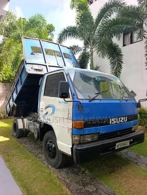 Isuzu TIPPER 1980 Lorry (Used)