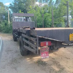 Ashok-Leyland Cargo 1613 2007 Lorry (Used)