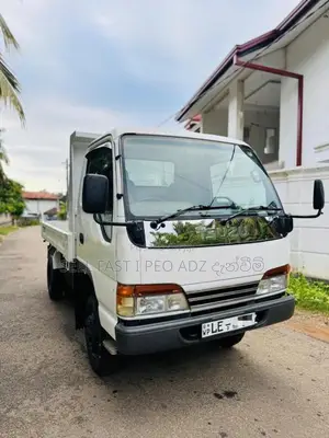 Isuzu Tipper 2001 Lorry (Used)
