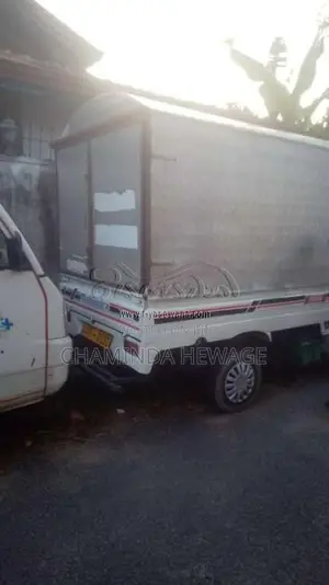 Mahindra Maxximo 2011 Lorry (Used)