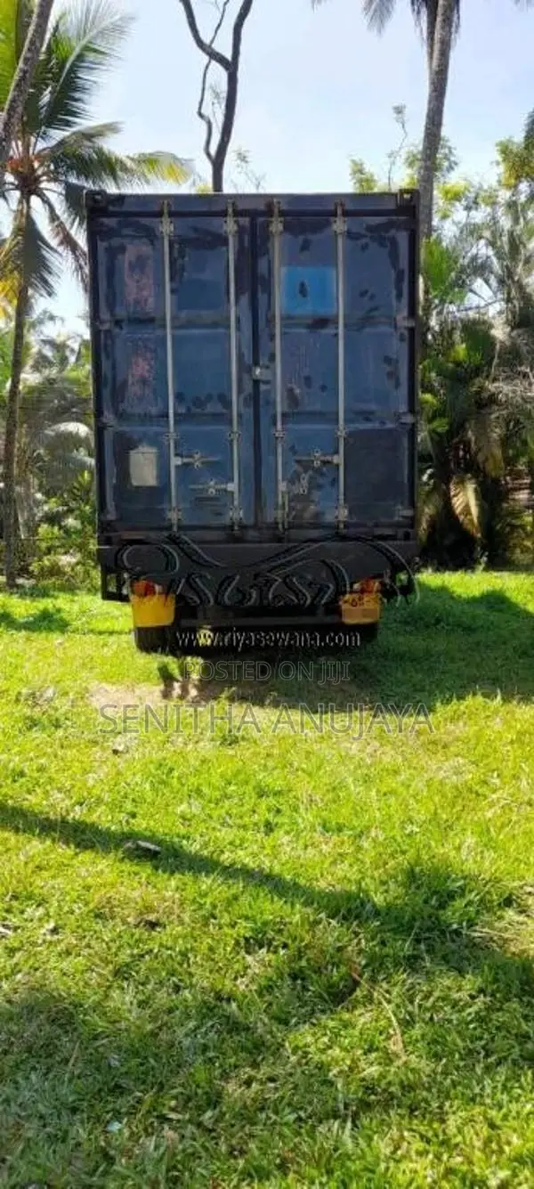 Ashok-Leyland Comet 1998 Lorry (Used)