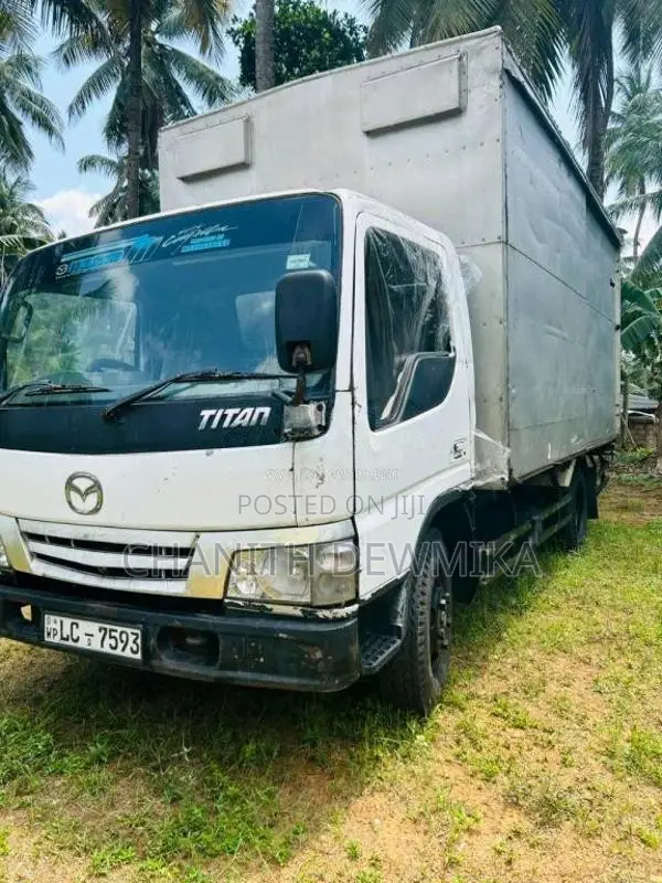 Mazda Titan 2002 Lorry (Used)