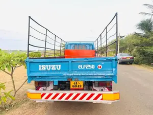 Isuzu ELF 350 14.5 1982 Lorry (Used)