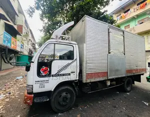 Nissan Atlas 200 1992 Lorry (Used)