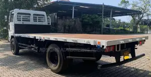 Ashok-Leyland E-Comet 1112 19 Feet Flatbed 2011 Lorry (Used)