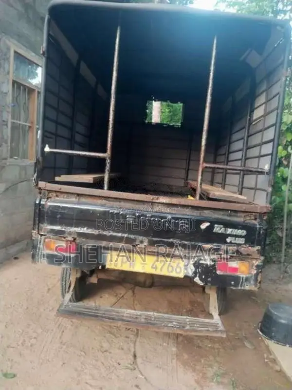 Mahindra Maxximo Plus 2013 Lorry (Used)