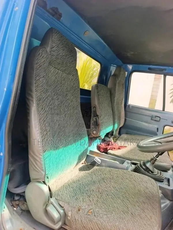 Isuzu TIPPER 1980 Lorry (Used)