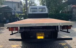 Ashok-Leyland E-Comet 1112 19 Feet Flatbed 2011 Lorry (Used)