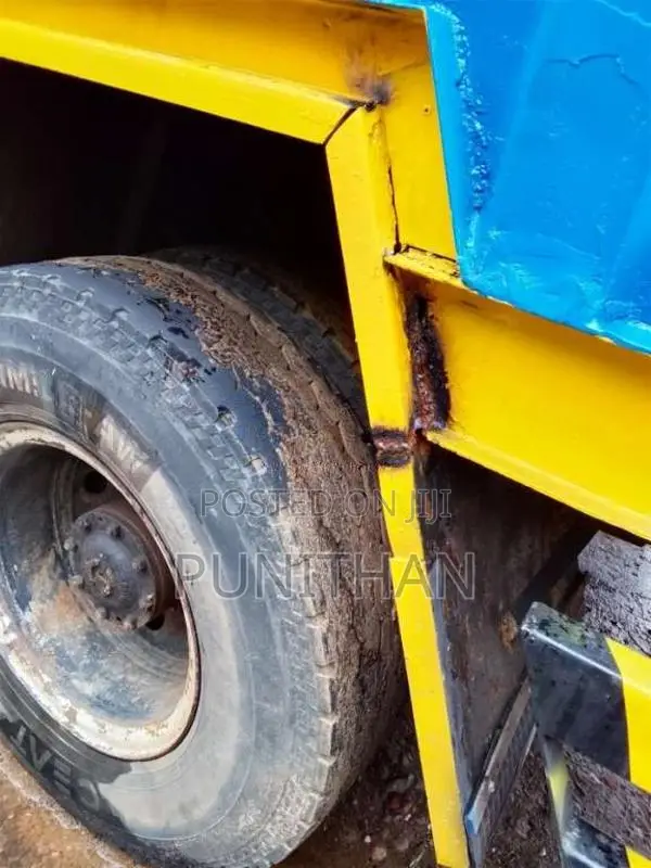 Ashok-Leyland Comet Gold 2006 Lorry (Used)