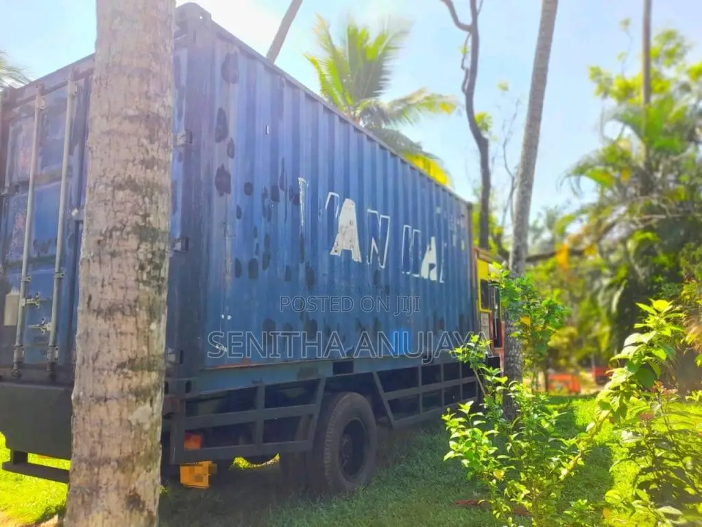 Ashok-Leyland Comet 1998 Lorry (Used)
