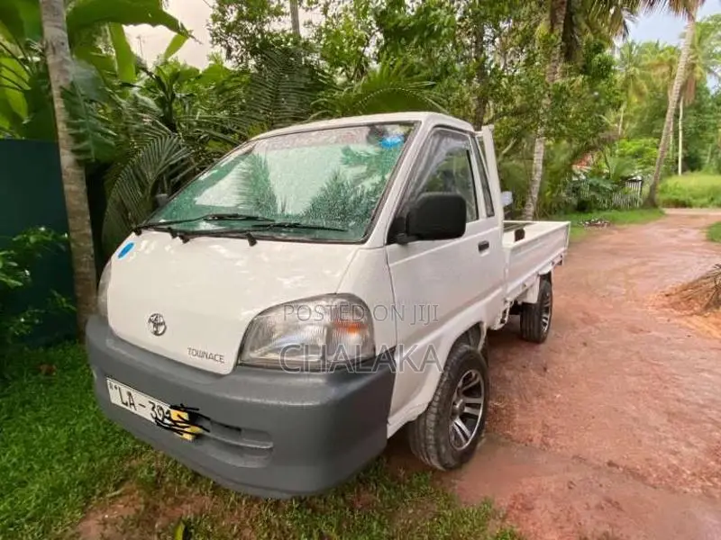 Toyota CM75 1999 Lorry (Used)