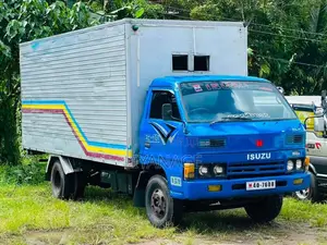 Isuzu ELF 1985 Lorry (Used)