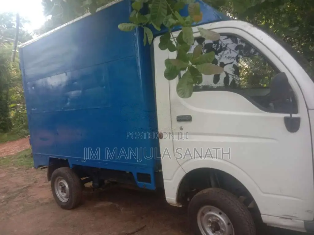 Tata Dimo Batta 2007 Lorry (Used)