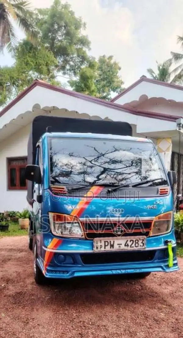 Tata Dimo Batta Ex2 2013 Lorry (Used)