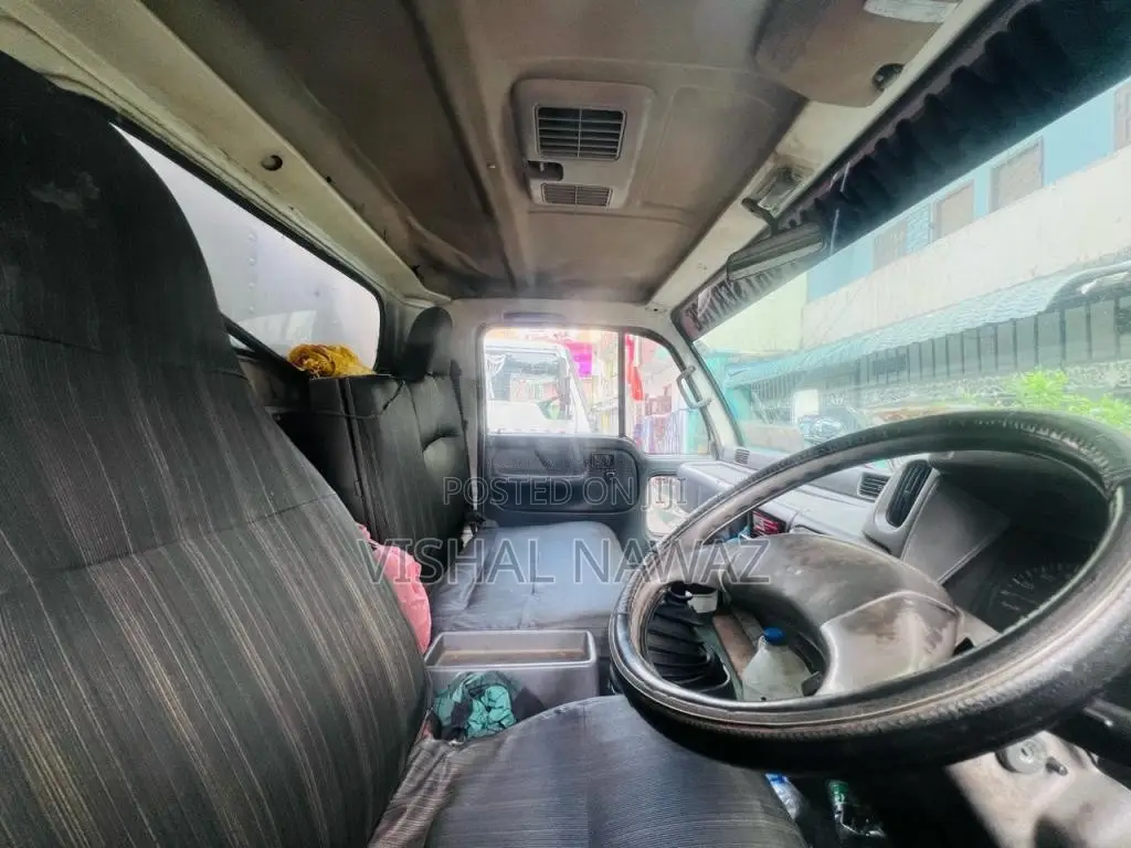 Nissan Atlas 200 1992 Lorry (Used)