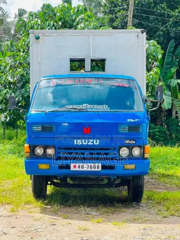 Isuzu ELF 1985 Lorry (Used)