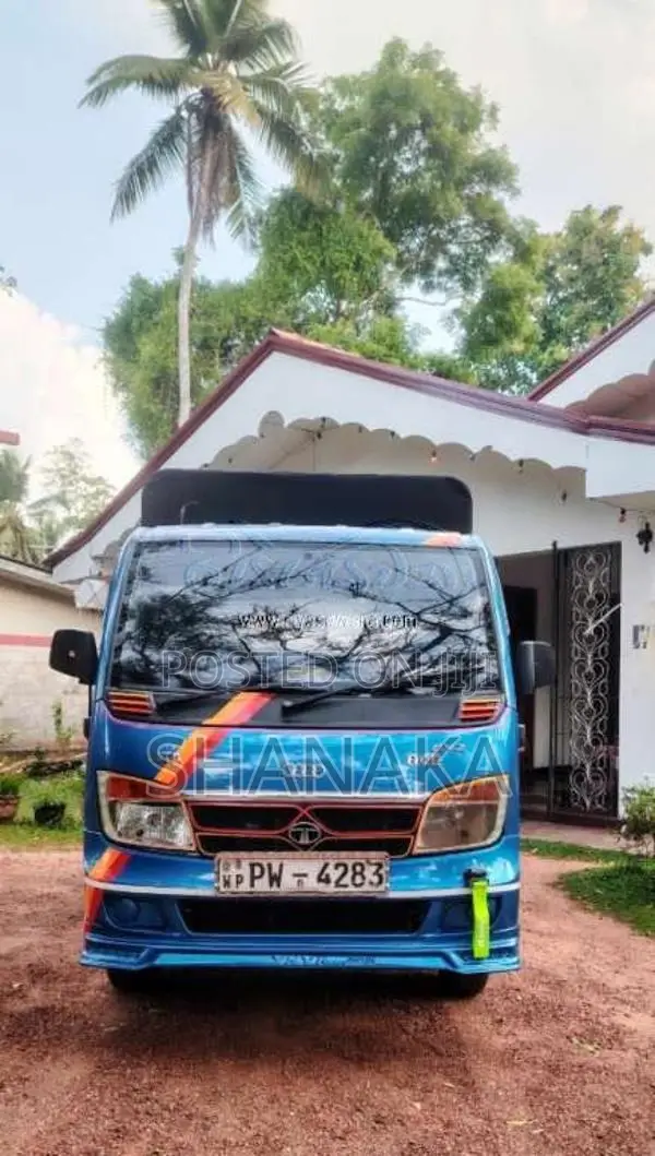 Tata Dimo Batta Ex2 2013 Lorry (Used)