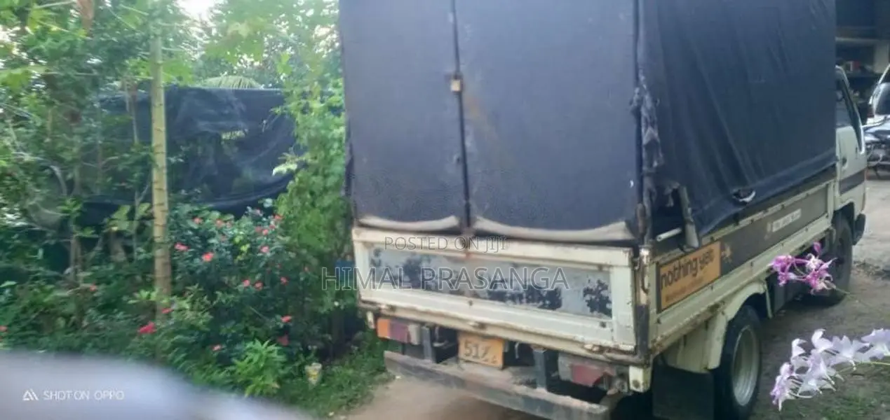 Toyota Dyna 1995 Lorry (Used)